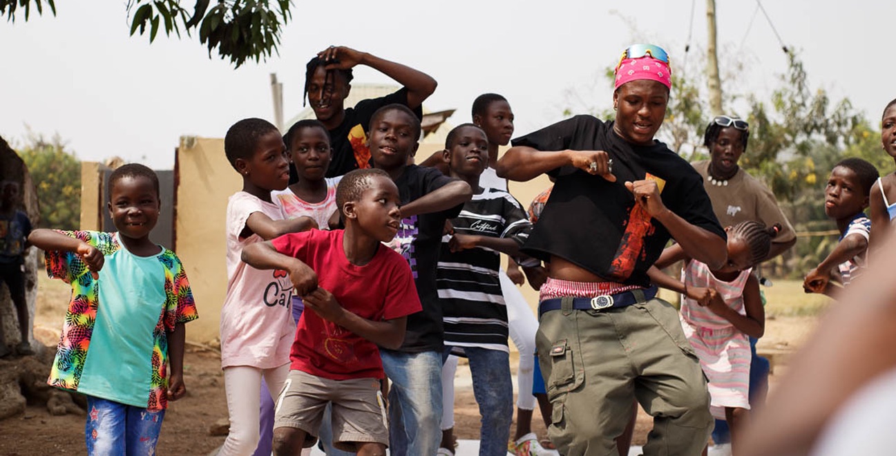 h-2-rev-image-new-10